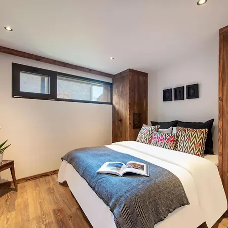 Premium Alpine - 4 Bedroom By Guestlee בקתה וורבייה